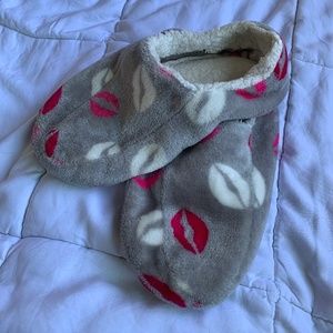 Kisses Slippers